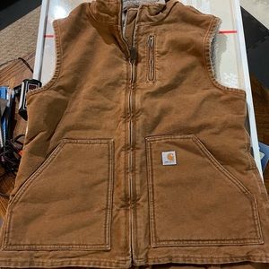 Women’s brown carhartt vest size 8/10 M